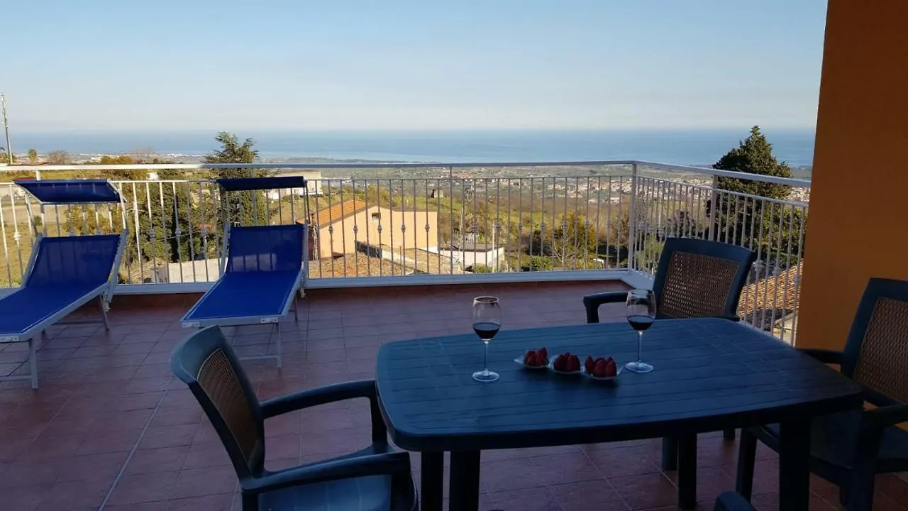 L'Aurora Bed & Breakfast Piedimonte Etneo 0*,