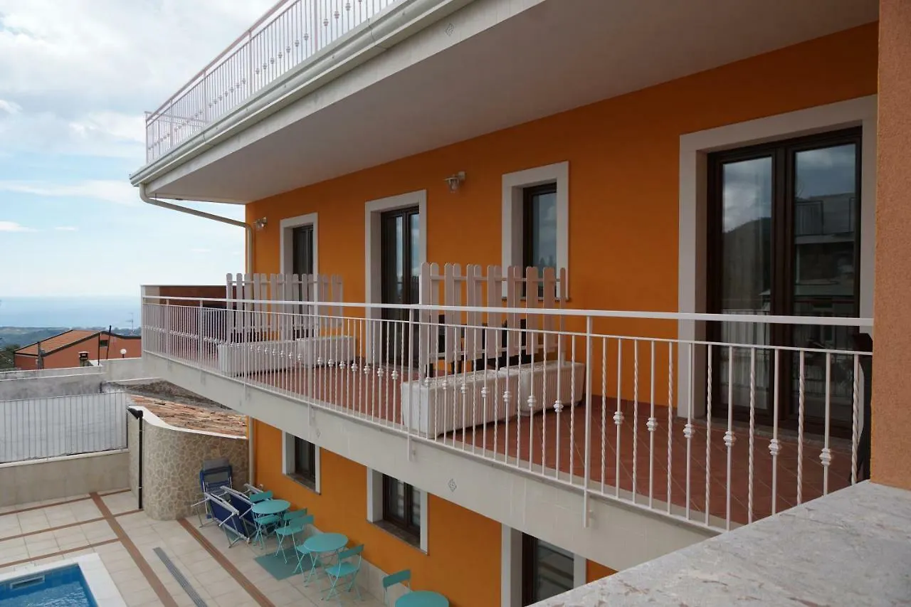 L'Aurora Bed & Breakfast Piedimonte Etneo 0*,